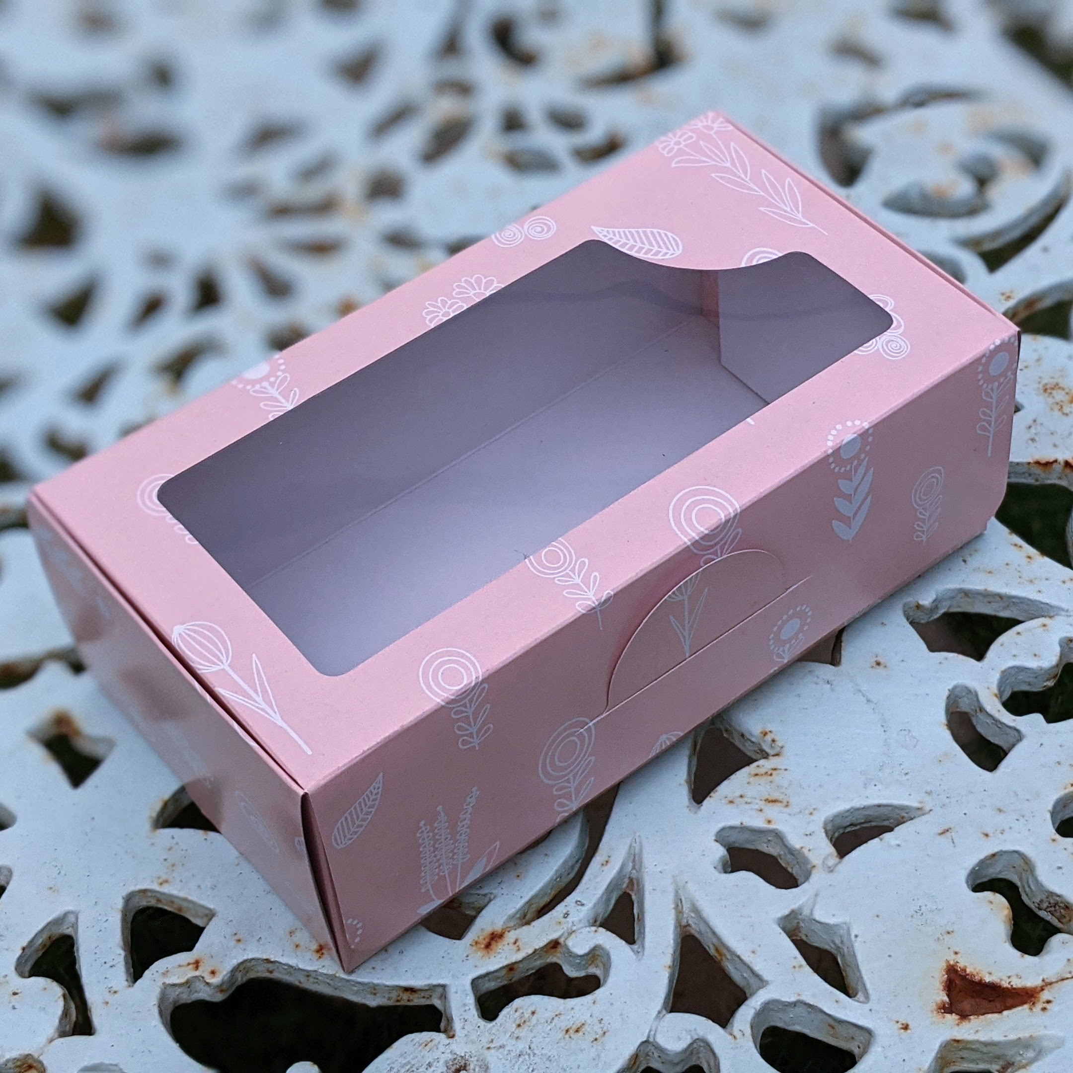 Plum Cake / Bread Box Thoda Sa Pink