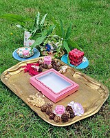 12 Tealights Dark Pink (Foil) 12 Tealights Dark Pink (Foil)